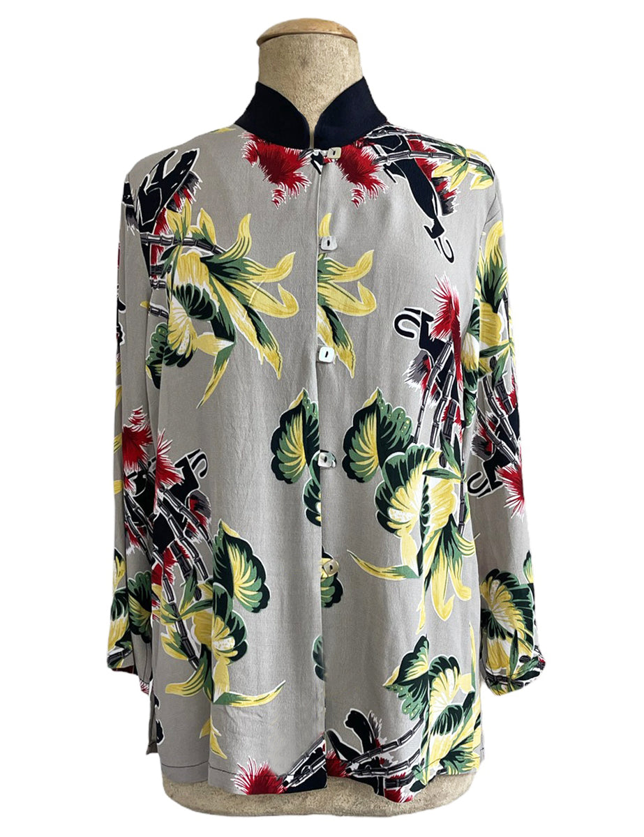 APNY Mandarin Collar Button Down Print Blouse in B-157D 544P.  Paloma  Clothing 6316 SW Capitol Hwy.Portland, OR 97239 (503) 246-3417  Monday-Saturday 10-6 Sunday 11-5