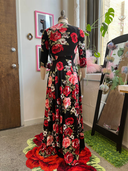 Raquel 3/4 Sleeve Maxi Dress in Red Rose Print