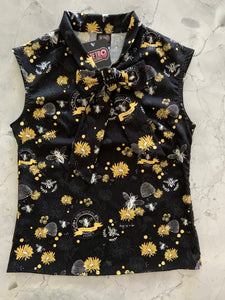 Bee Kind Bow Top