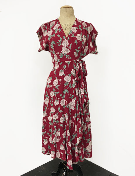 Red & Ivory Heirloom Rose Print 1940s Style Cascade Wrap Dress – Loco Lindo