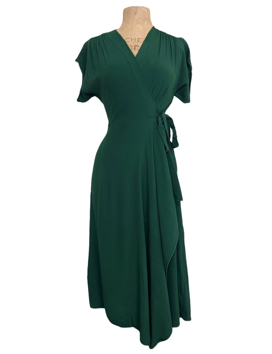 Evergreen 1940s Inspired Cascade Wrap Dress – Loco Lindo